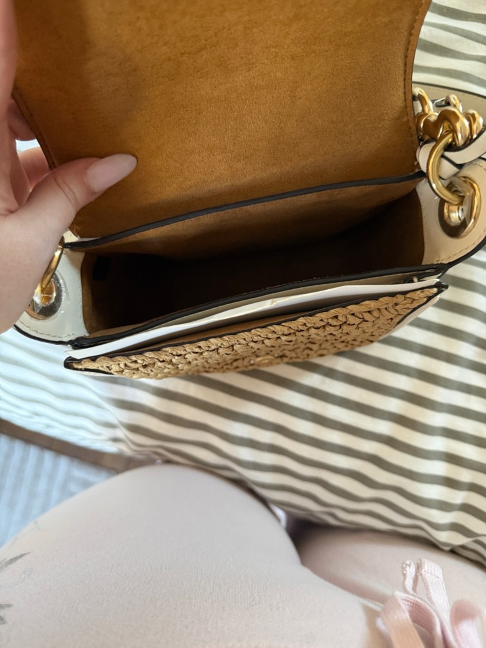 Discontinued Coach Woven Straw Crossbody Bag w/ Cream White Leather Trim Gold - Picture 7 of 11